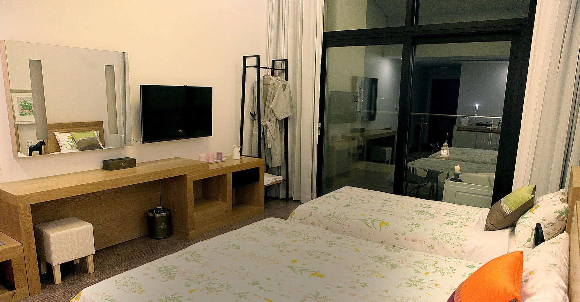 Hotel Sea 3*