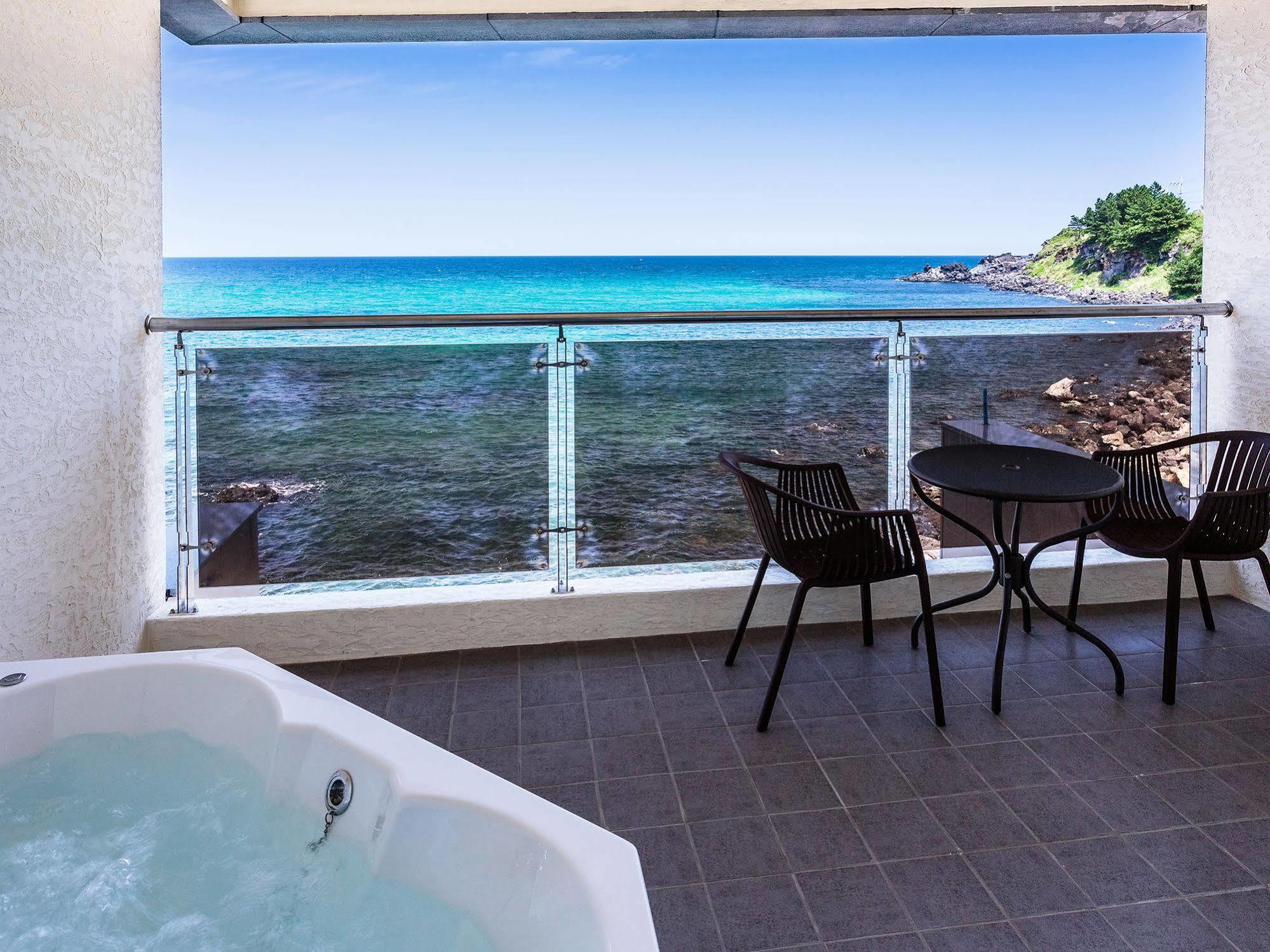 Hotel Sea 3*